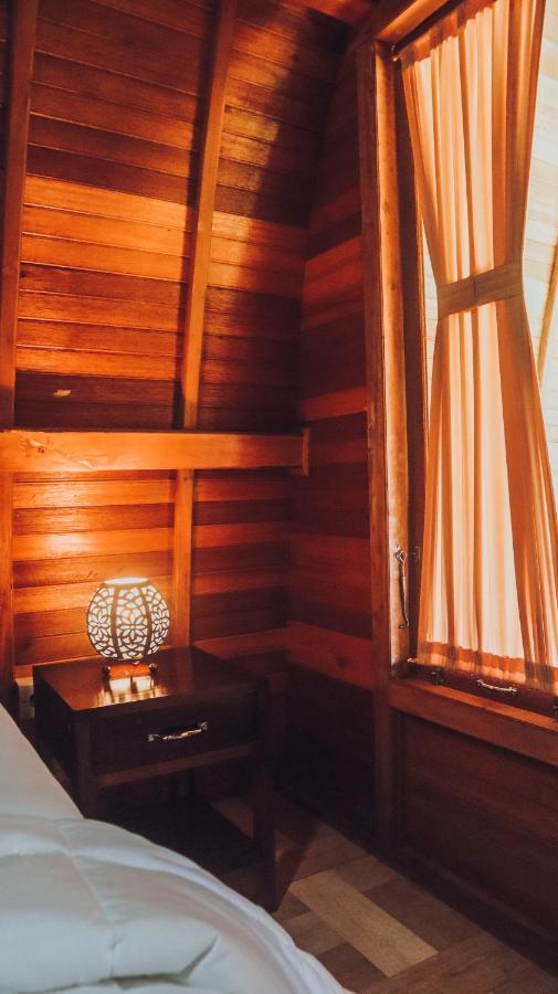 Lumbung Temu Homestay อูงาซัน ภายนอก รูปภาพ